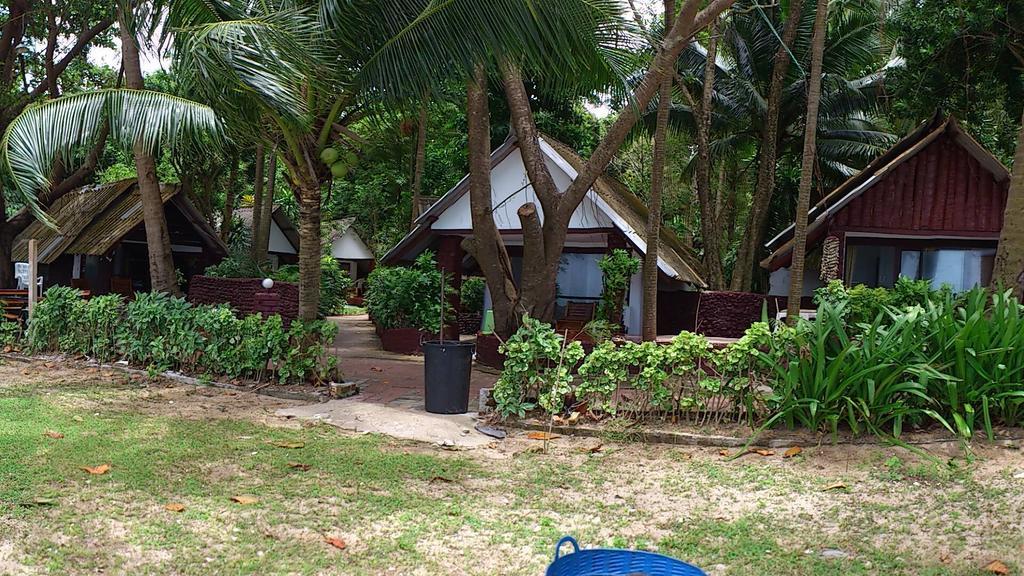 Pine Bungalow Krabi town Екстериор снимка