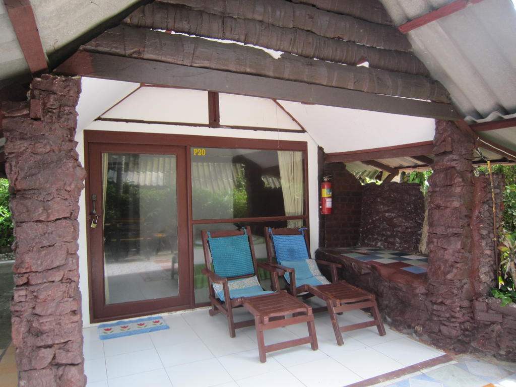 Pine Bungalow Krabi town Стая снимка