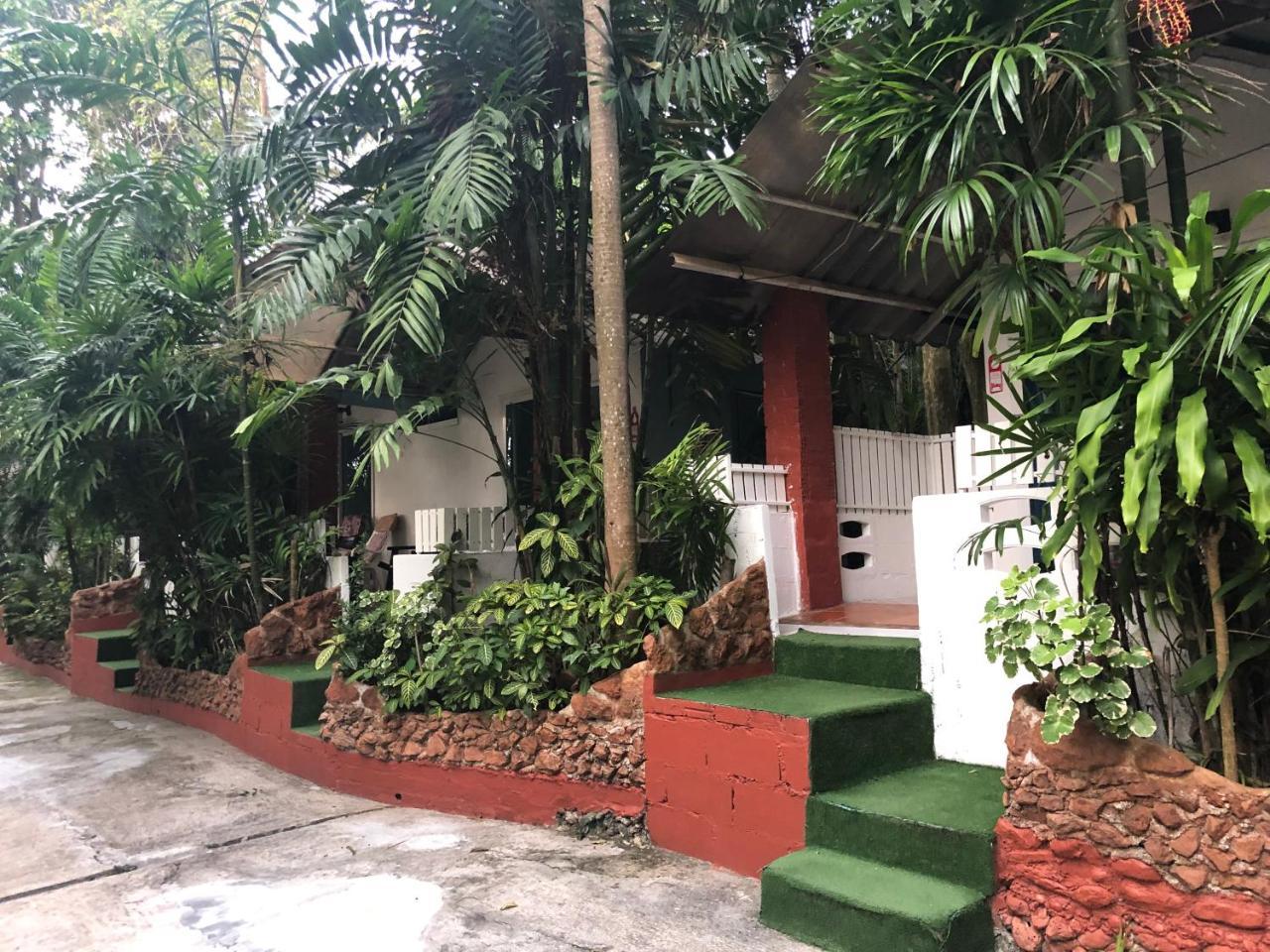 Pine Bungalow Krabi town Екстериор снимка